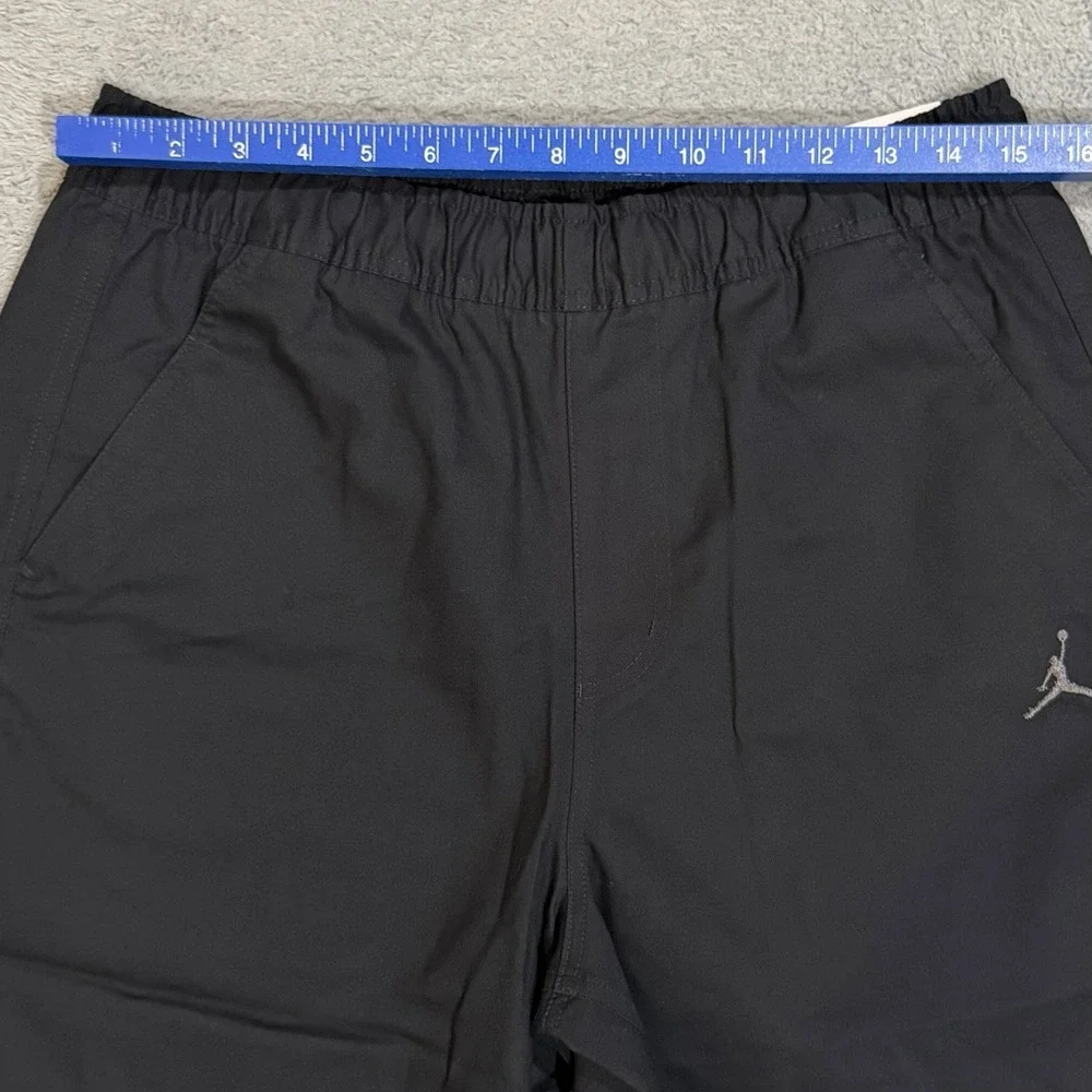 Air Jordan Shorts Men's Medium Essentials Woven Black HF9335-010